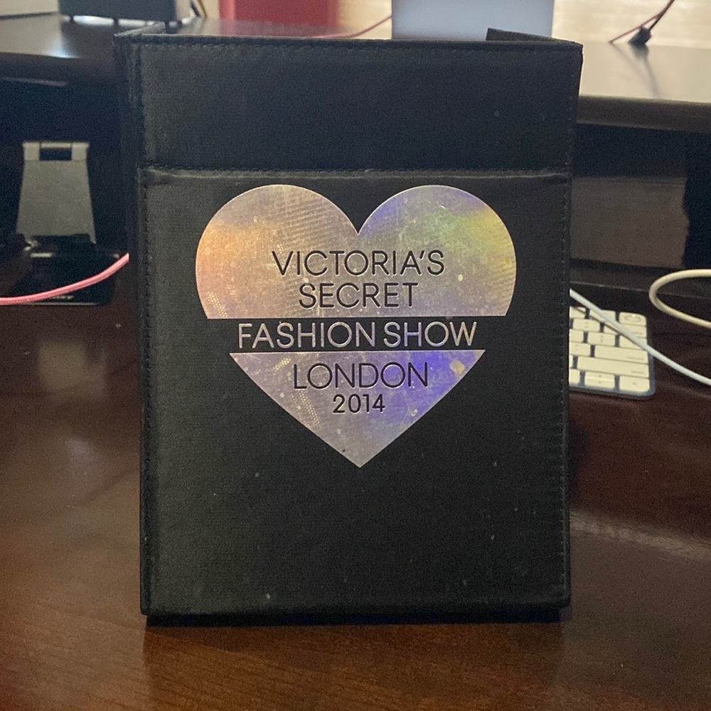 Victorias's Secret Fashion Show London 2014 Cosmetic Make Up Mirror